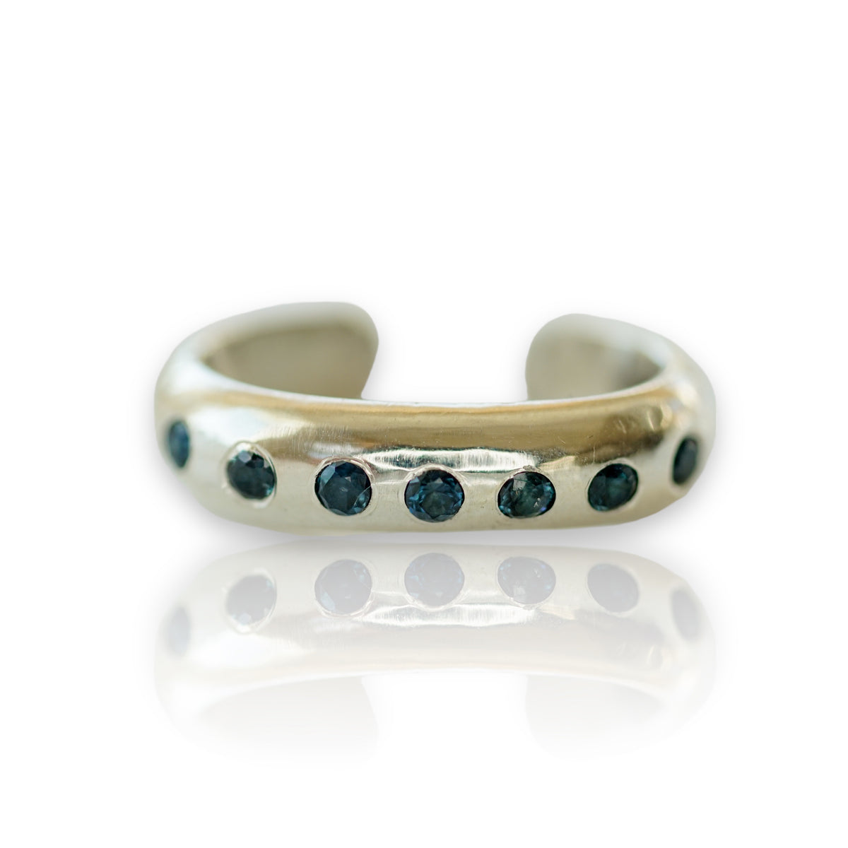 Blue sapphire ear cuff in silver