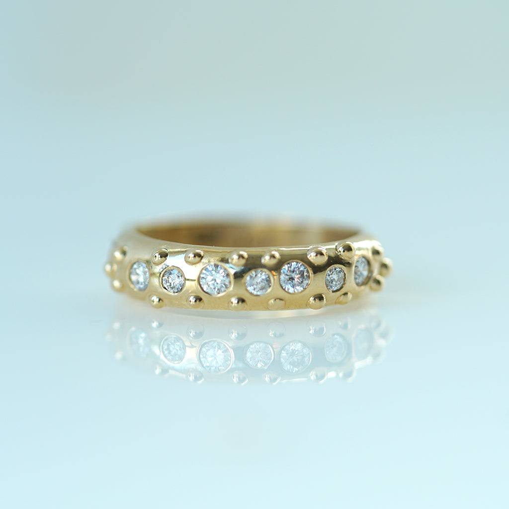 Romanesque Stack Ring with diamonds comfort fit