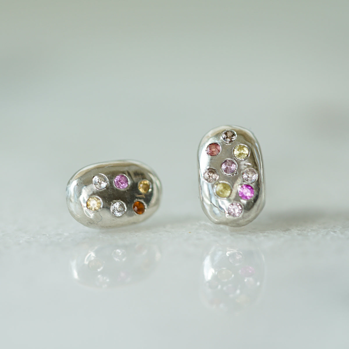 Starburst rain drop II earrings with sapphires
