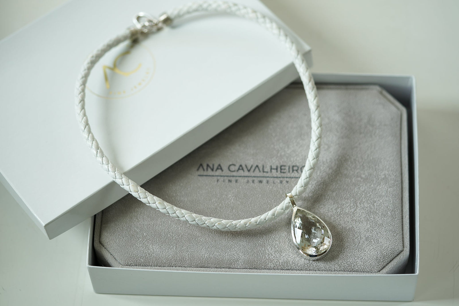 The Small Details That Make Jewelry Feel Expensive