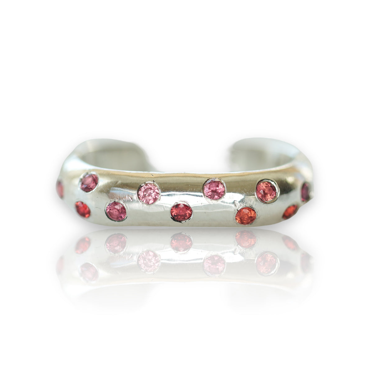 Pink/Red sapphire ear cuff in silver - large