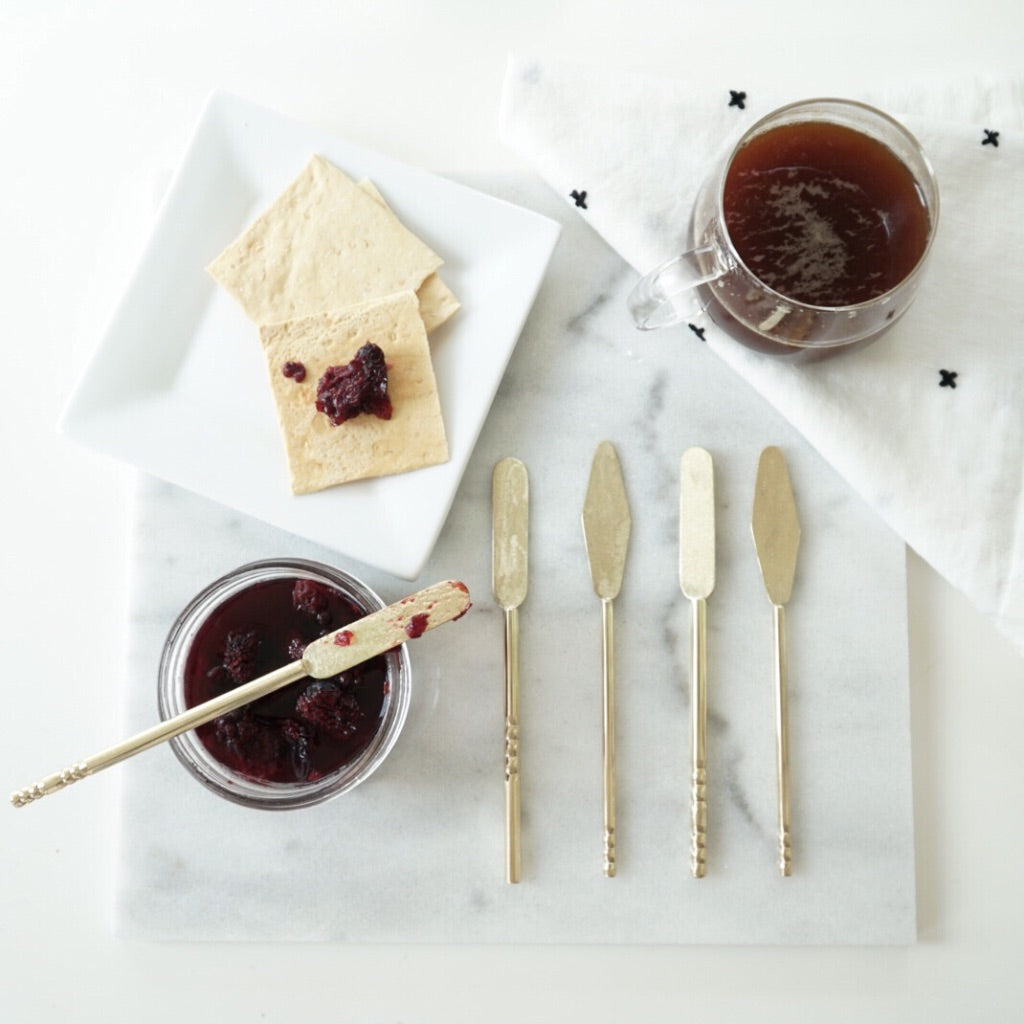 Butter knife