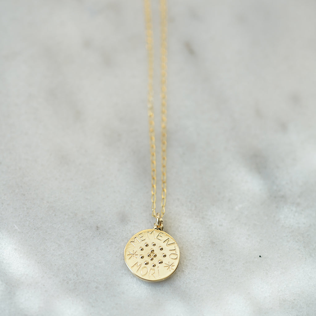 Memento Mori Necklace gold