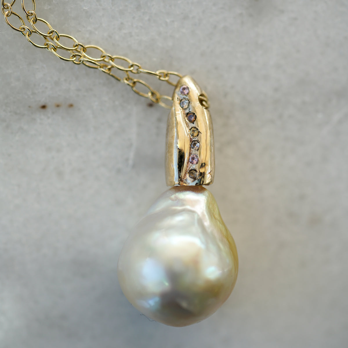 South Sea Pearl Gold necklace with sapphires