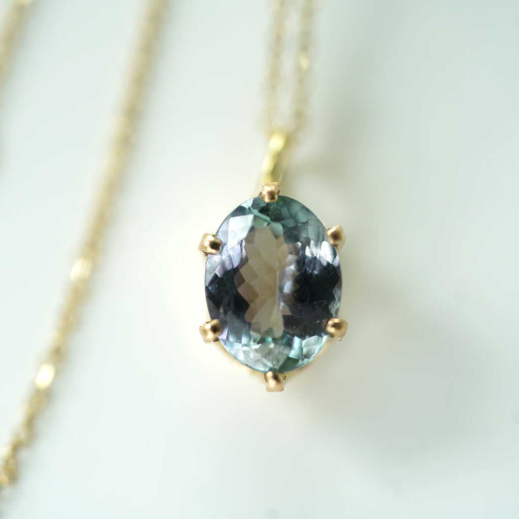 Bicolor Tanzanite gold necklace