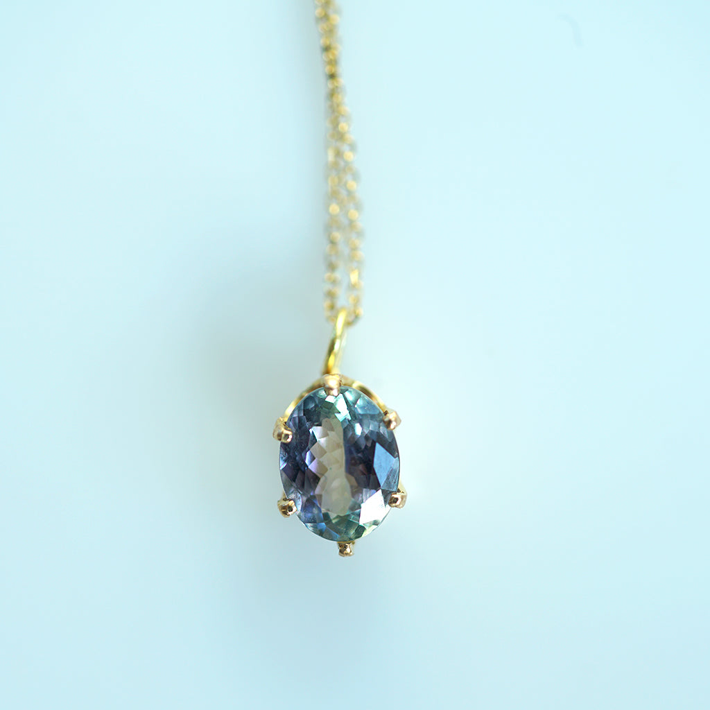Bicolor Tanzanite gold necklace