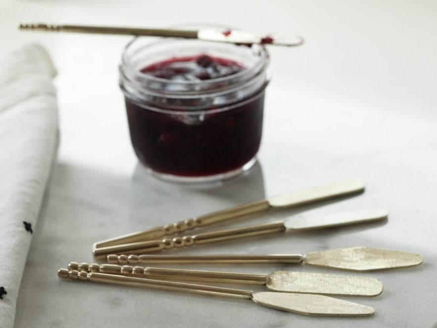 Butter knife