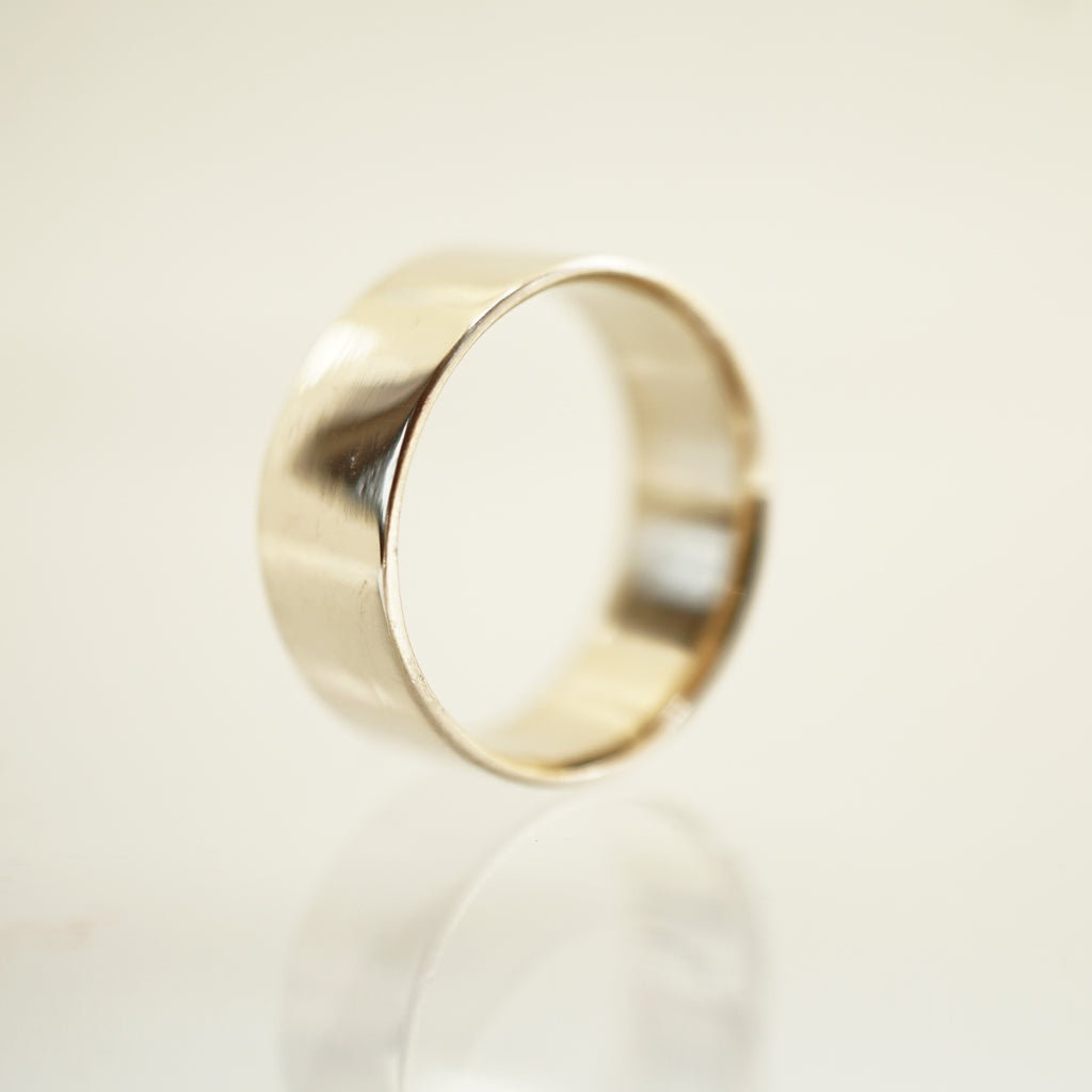 Gold flat band 7mm