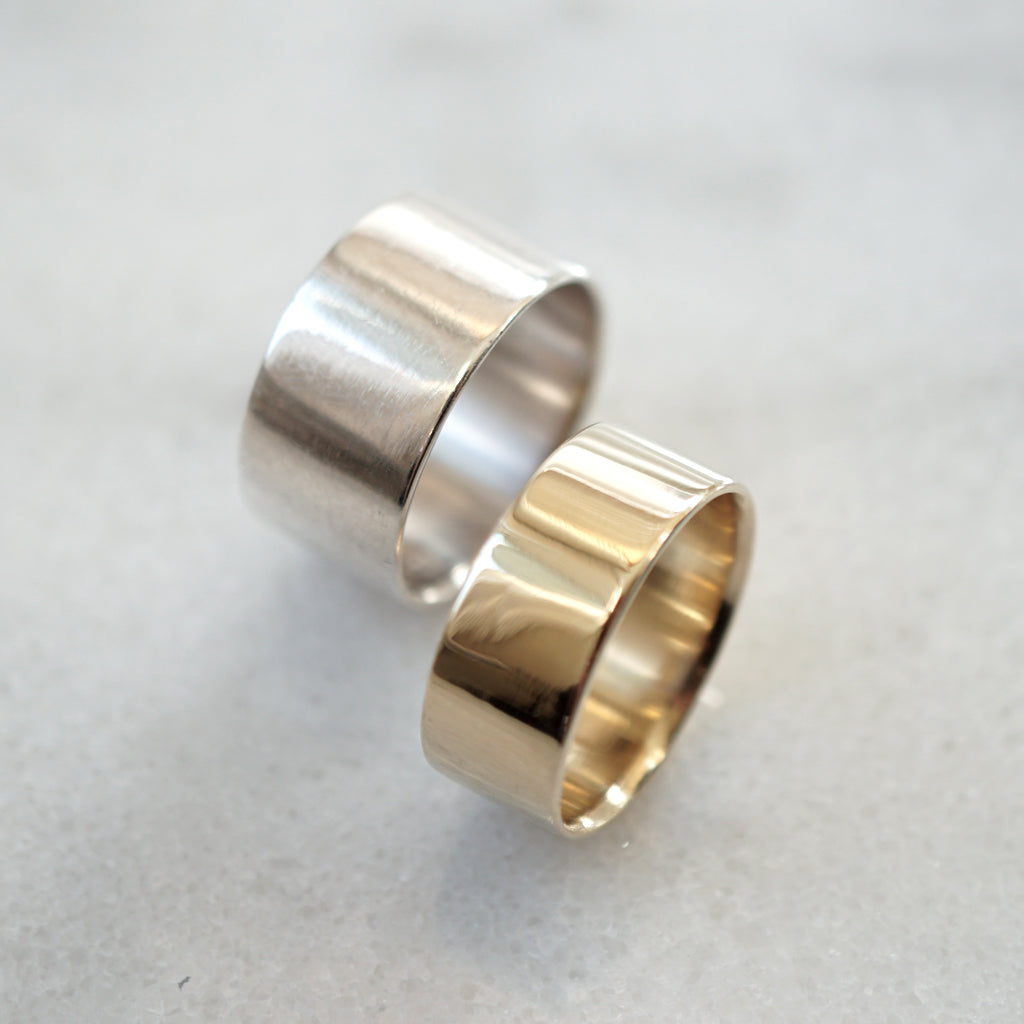 Gold flat band 7mm