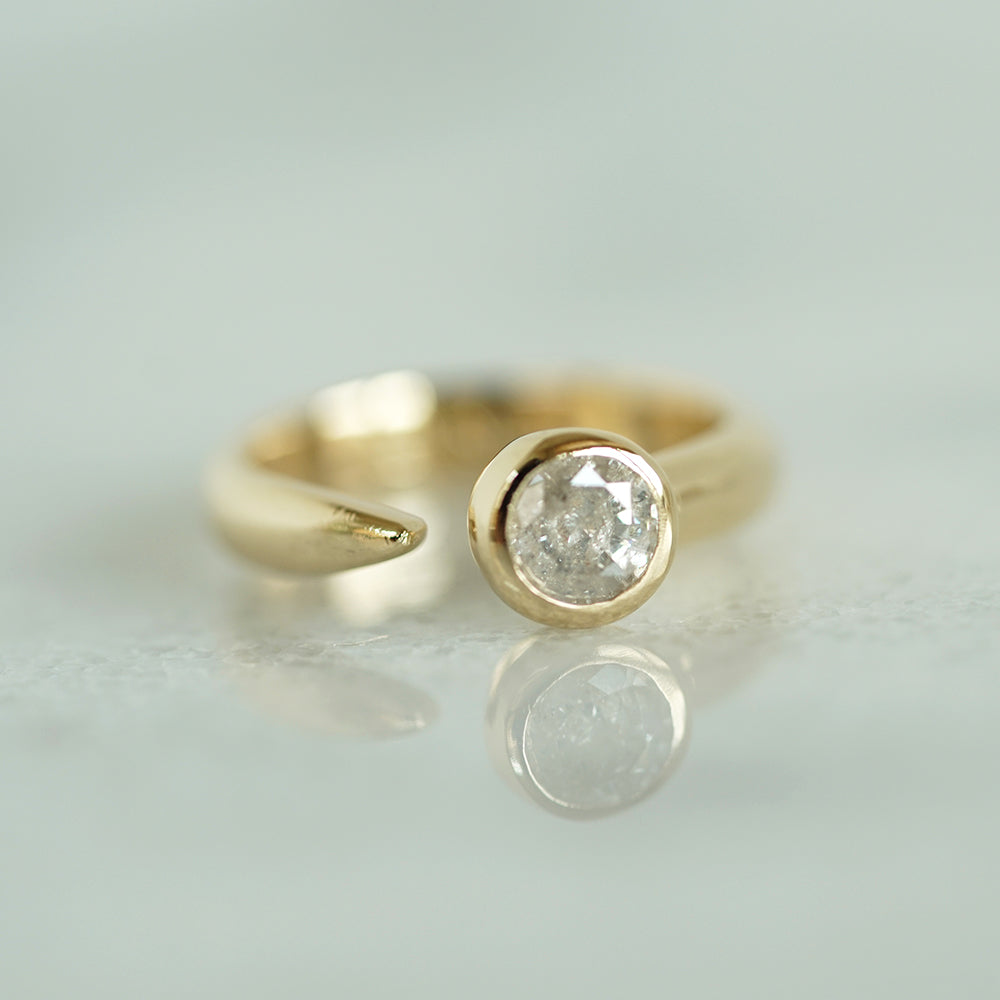 Open solitaire diamond ring