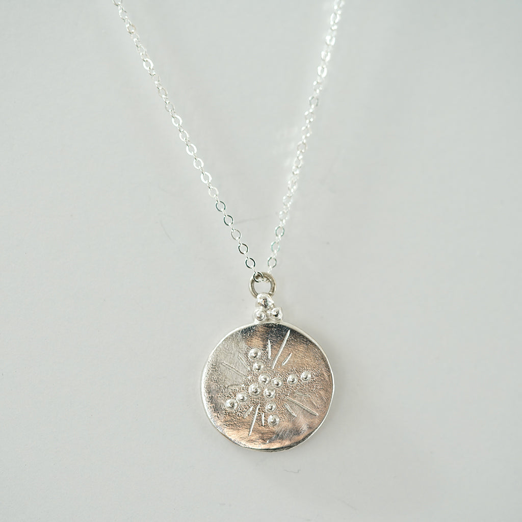 Memento Mori Necklace silver